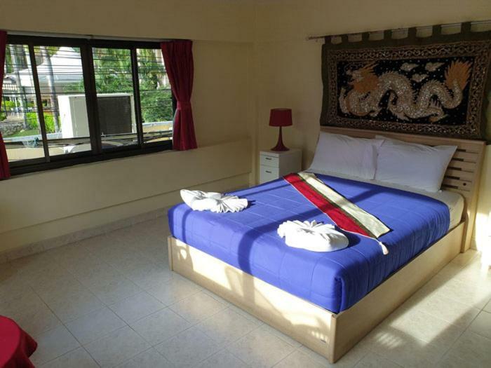 Oasis Guesthouse & Bar Karon Luaran gambar