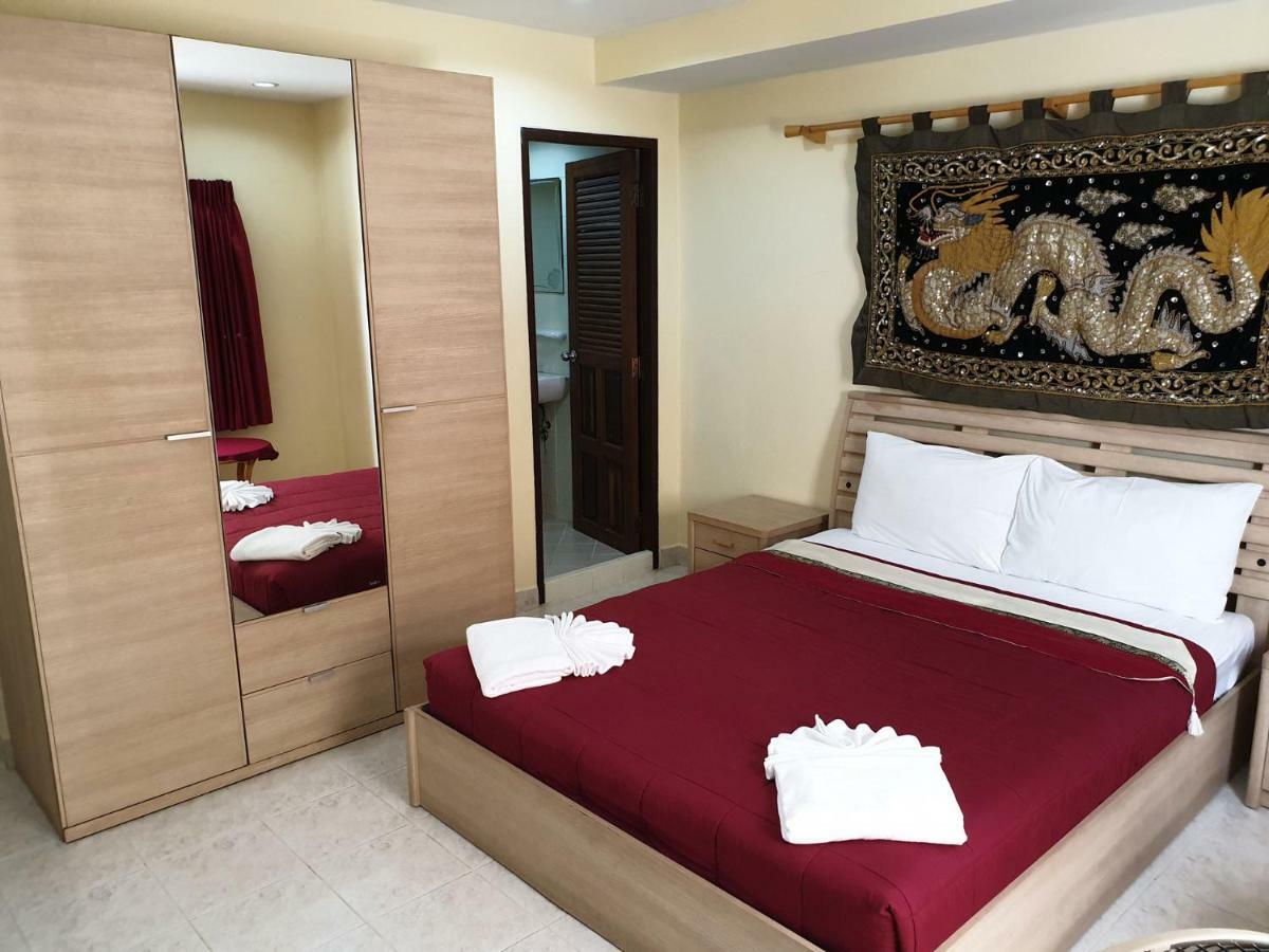 Oasis Guesthouse & Bar Karon Luaran gambar